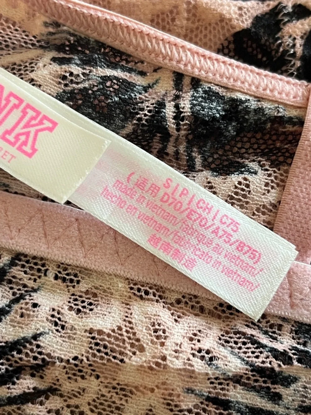 PINK Victoria's Secret Pink Lace Bralette with Black Tropical Print Size‎ Small